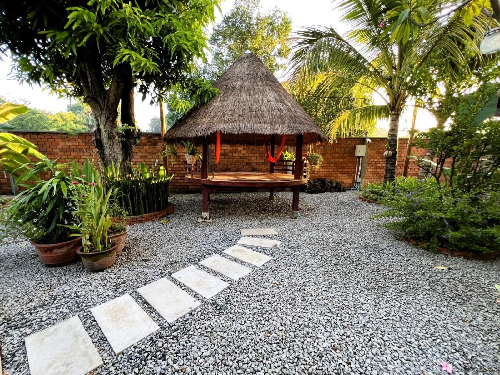The Little Vegan Homestay Phumi Banteay Srei エクステリア 写真